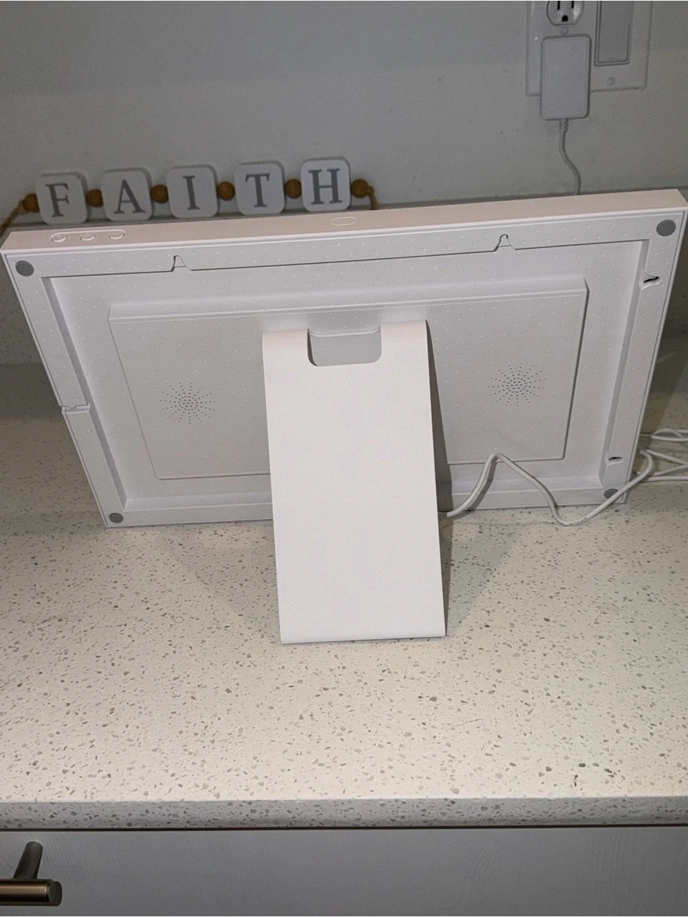 15.6-inch Calendar Display - White
